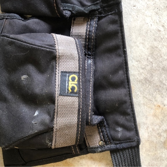 VOYAGER
18 Pocket Tool Belt amp suspenders and cnc quick belt - Picture 7 of 8